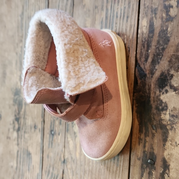 Toddler polo ralph lauren pink shade boots size 7. - Picture 1 of 4